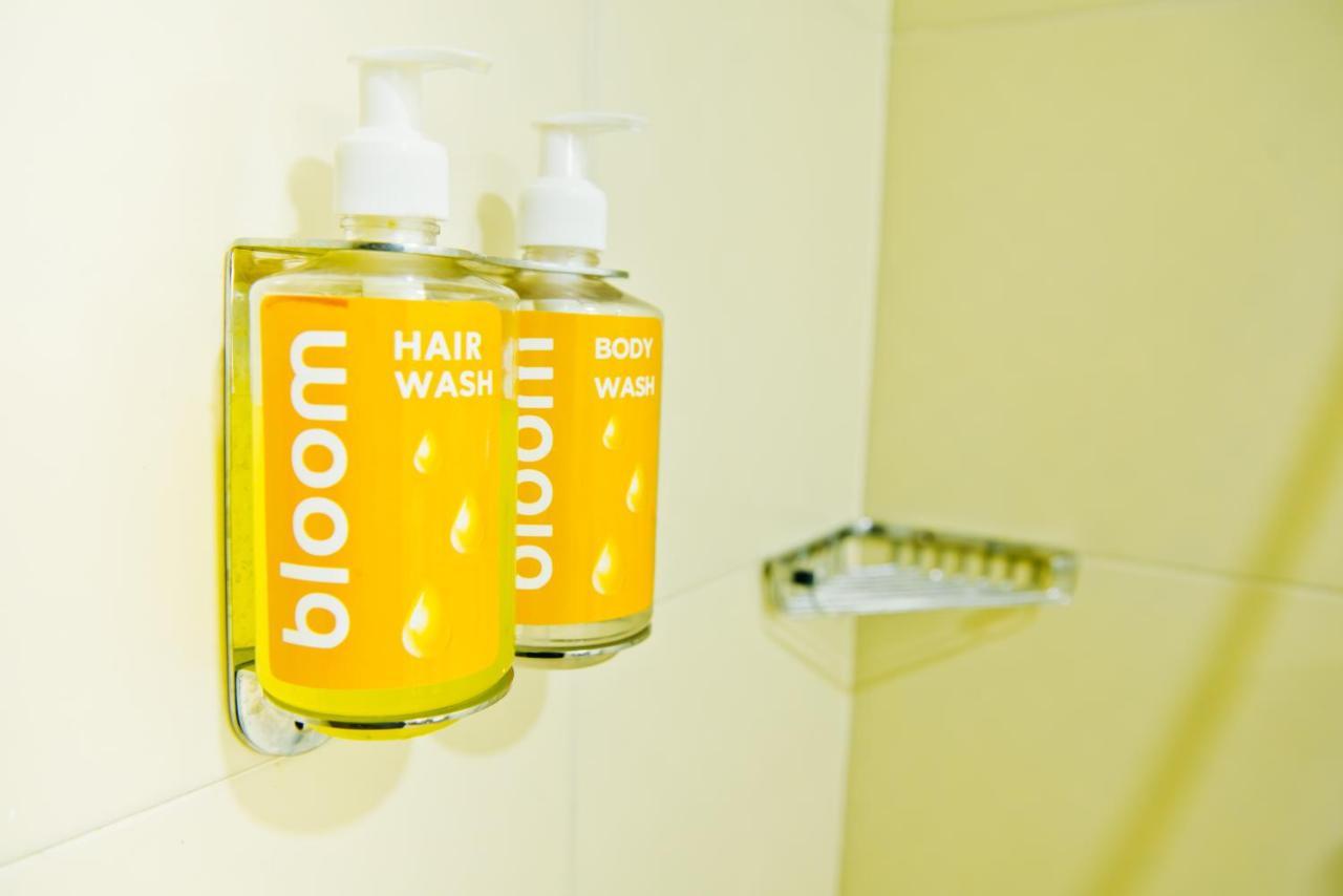 Bloom Hotel - Golf Course Road, Sector 43 Gurgáon Kültér fotó