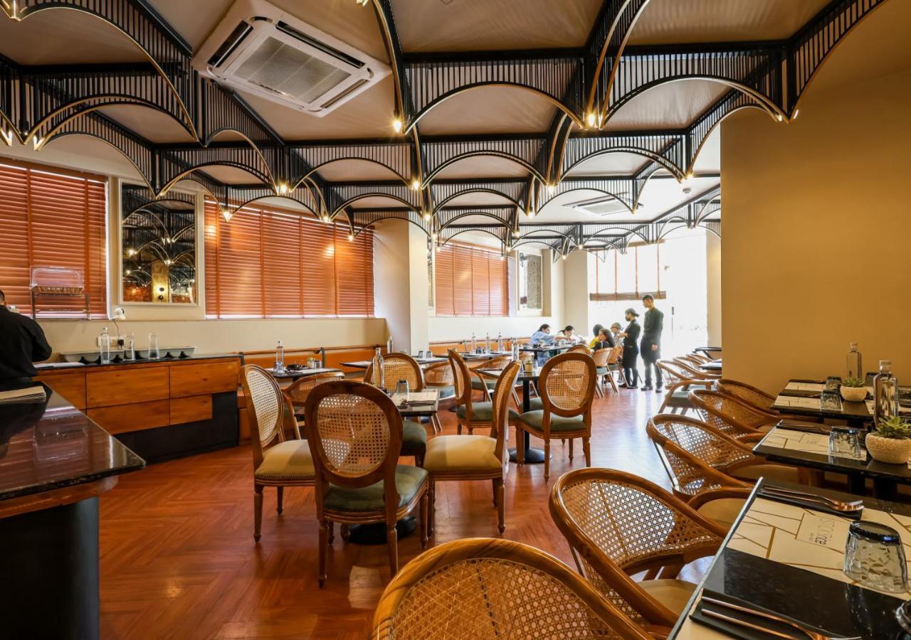 Bloom Hotel - Golf Course Road, Sector 43 Gurgáon Kültér fotó