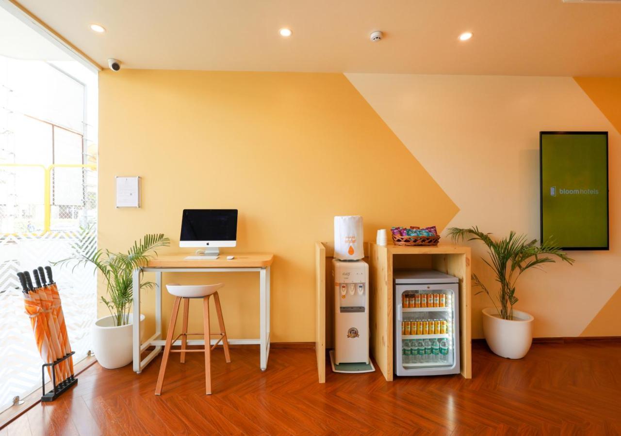 Bloom Hotel - Golf Course Road, Sector 43 Gurgáon Kültér fotó